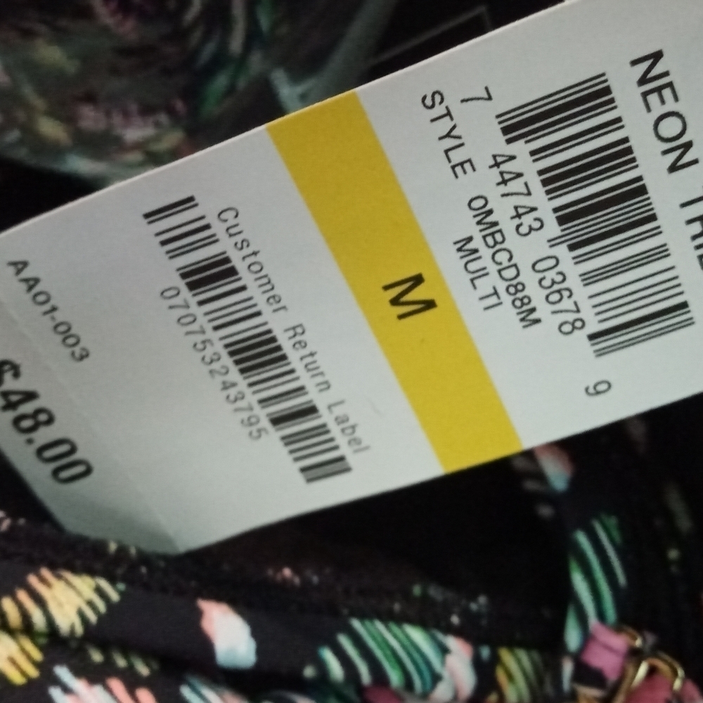 Bar III Neon Tribal Underwire Bikini Top - Picture 6 of 6